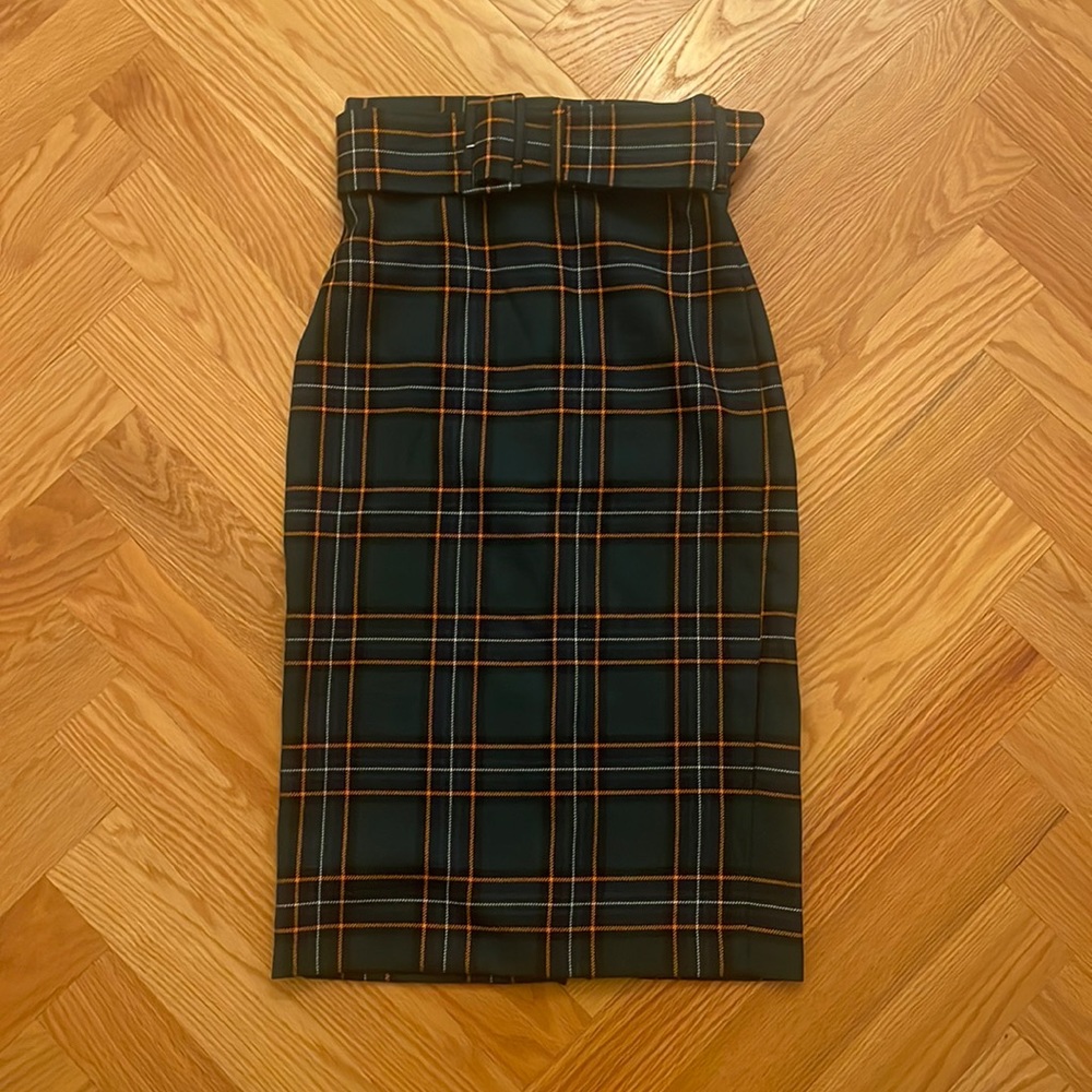 Zara green plaid pencil skirt, size S. Great condition, only worn a few times.